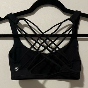 Lululemon sports bra 🖤
